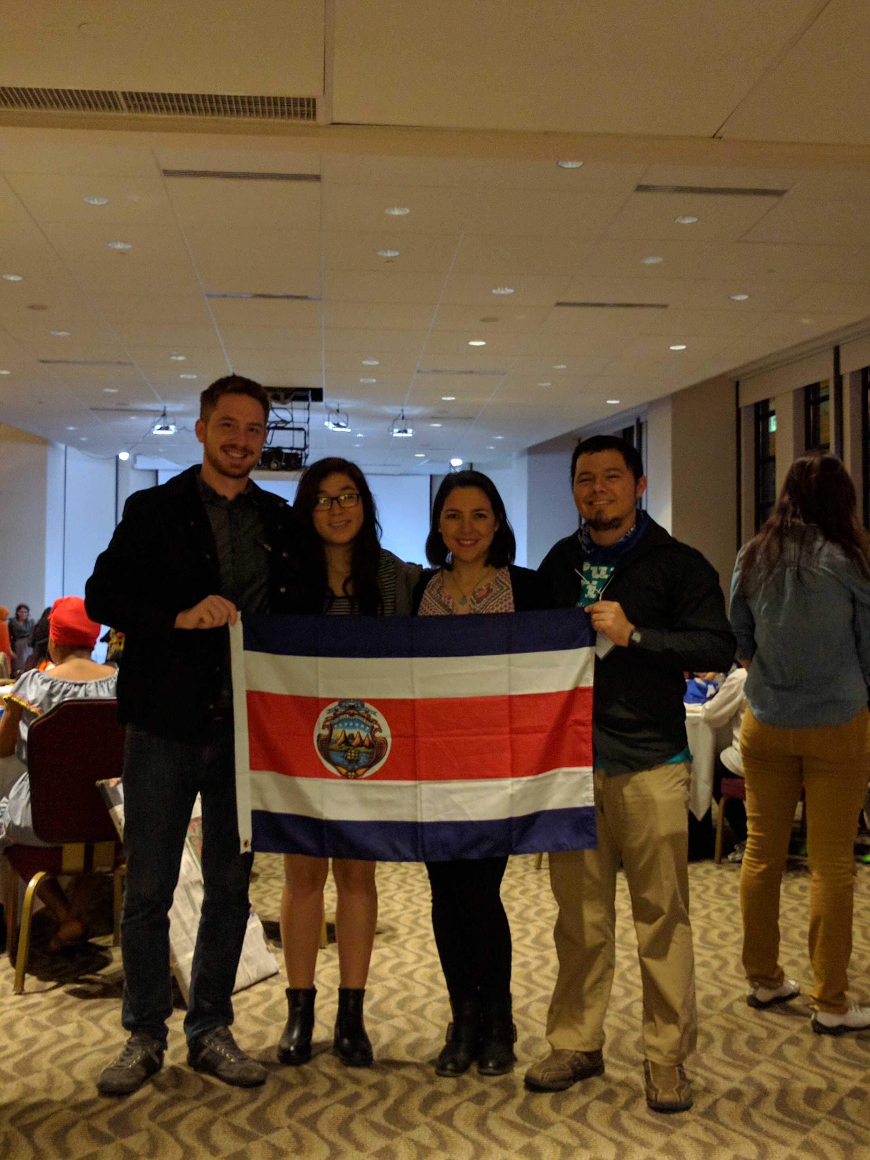 Taller en Washington, DC, con la otra delegada de Costa Rica, y los oficiales del programa Global UGRAD que me dio la beca para estudiar un semestre de intercambio.