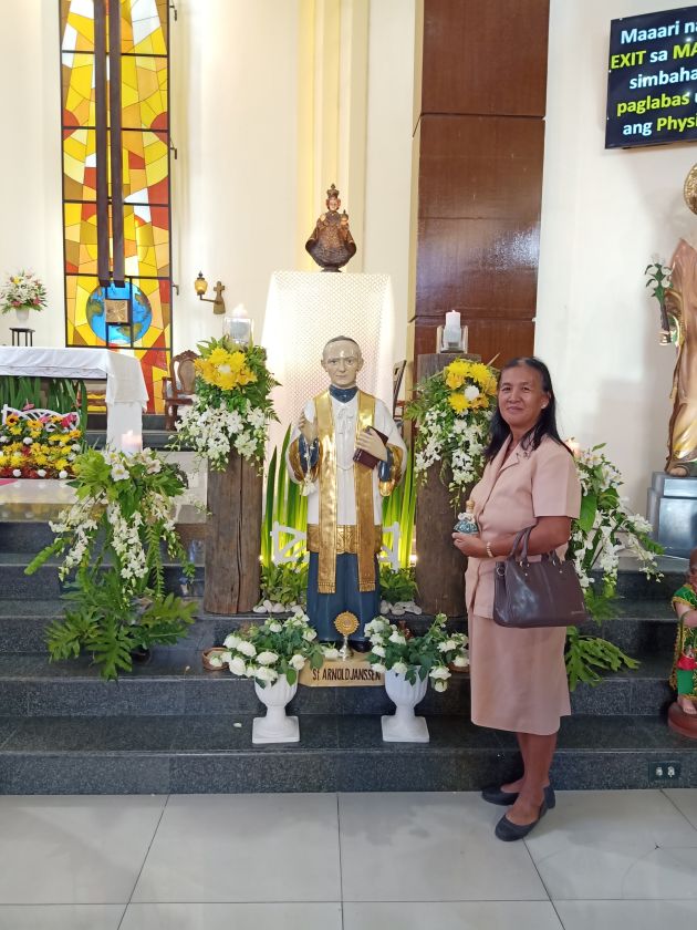 Our beautiful Mama with Sto. Niño and St. Arnold